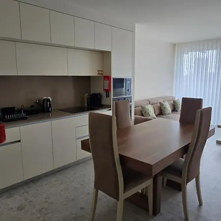 Apartamento Soldouro Station *